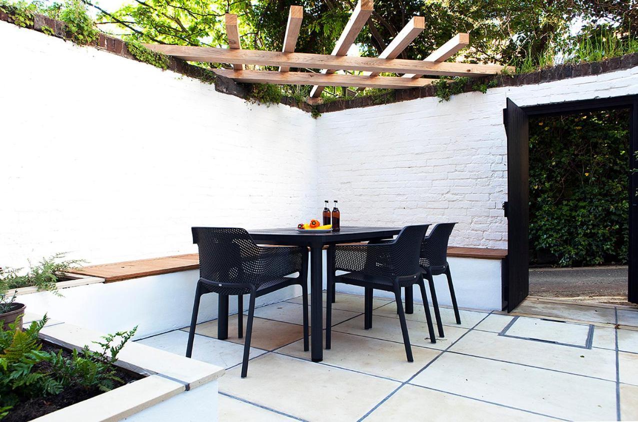 Central Hastings, Stylish-Luxe, Seaside Apartment. エクステリア 写真